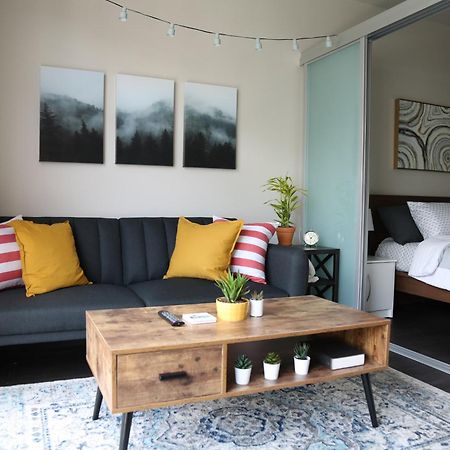Queen Anne Abode - 1 Block From Cpa! - Free Parking! Сиэтл Экстерьер фото