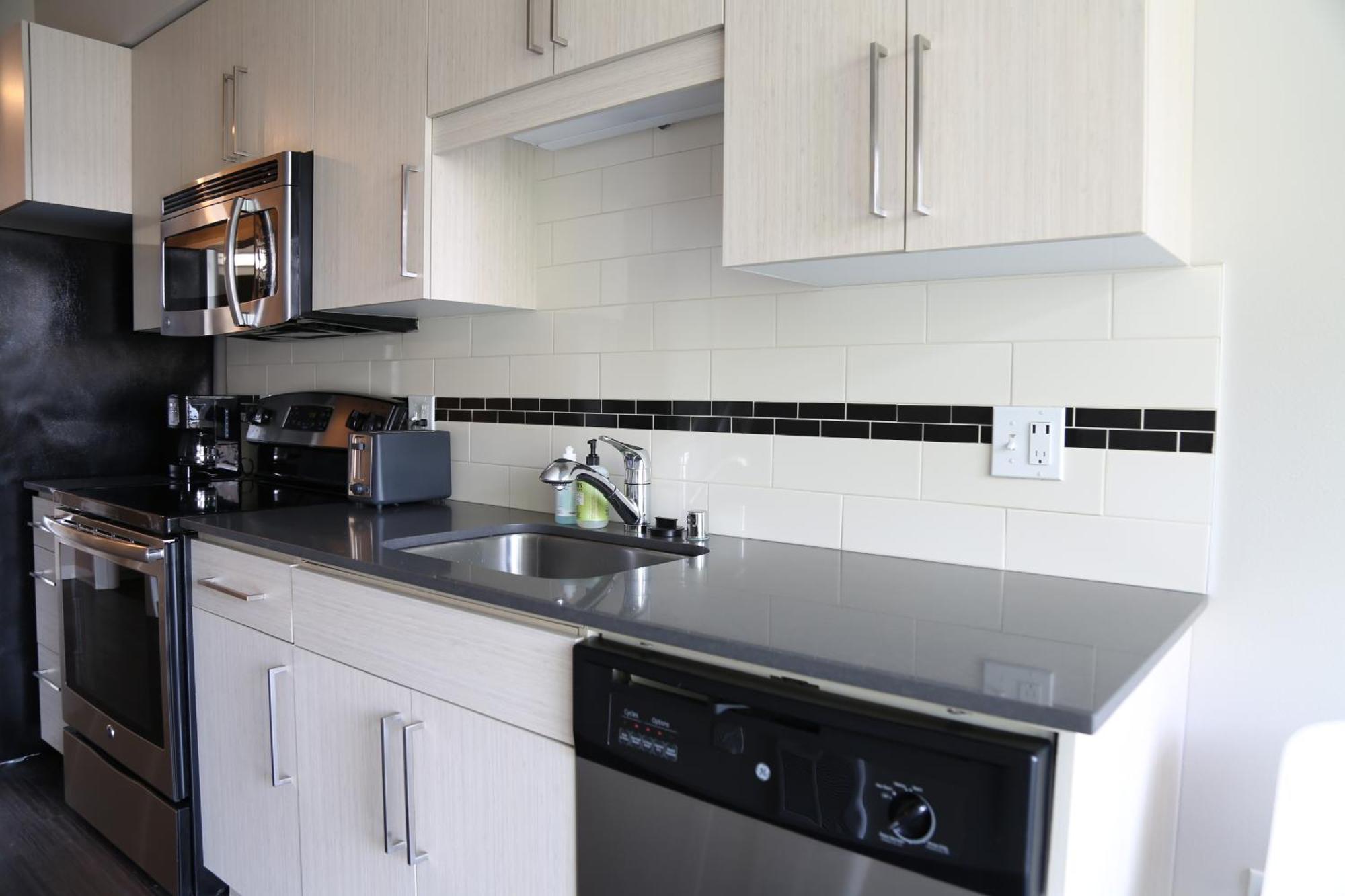 Queen Anne Abode - 1 Block From Cpa! - Free Parking! Сиэтл Экстерьер фото