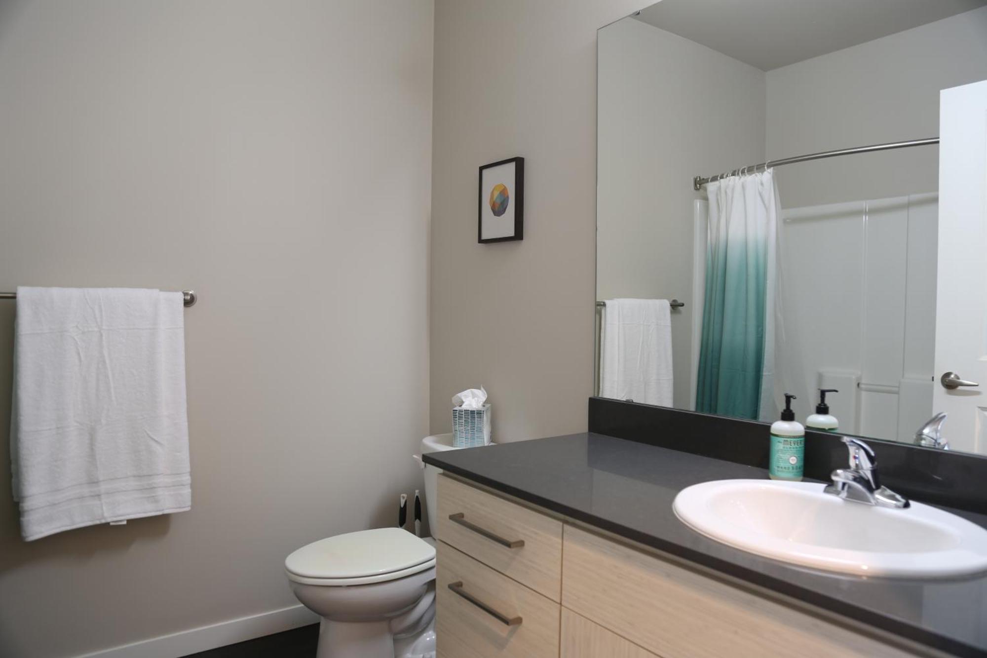 Queen Anne Abode - 1 Block From Cpa! - Free Parking! Сиэтл Экстерьер фото